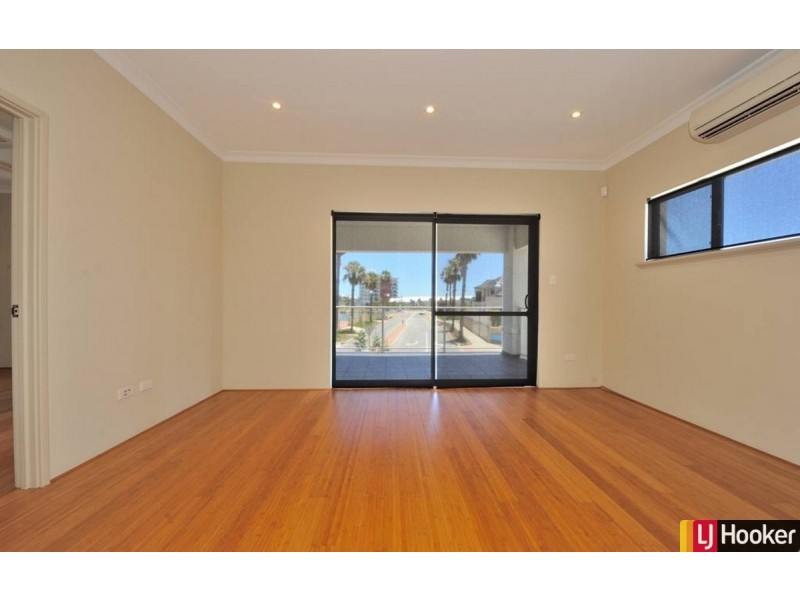 1/71 Ormsby Terrace, Mandurah WA 6210