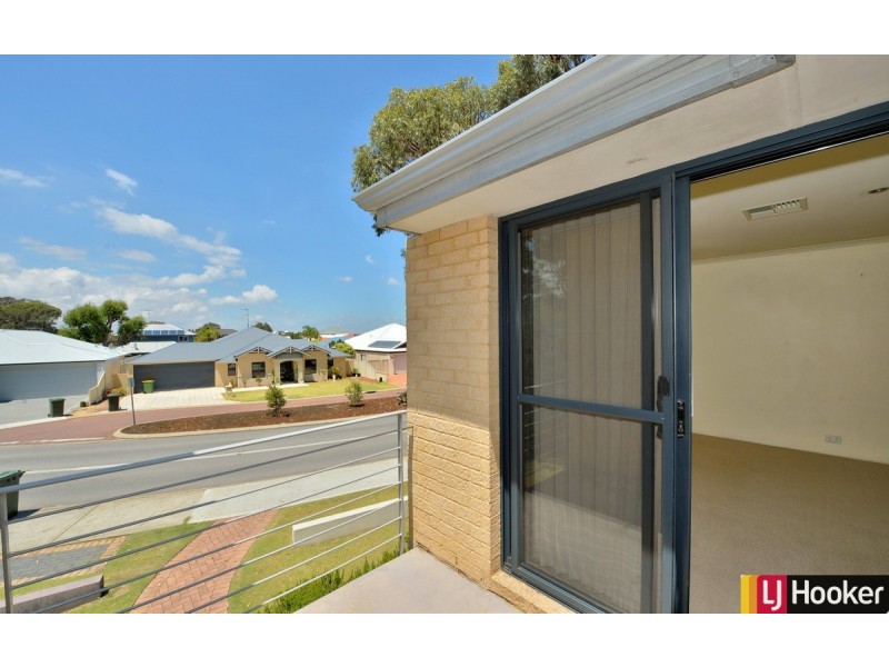 24/1 Mariners Cove Drive, Dudley Park WA 6210