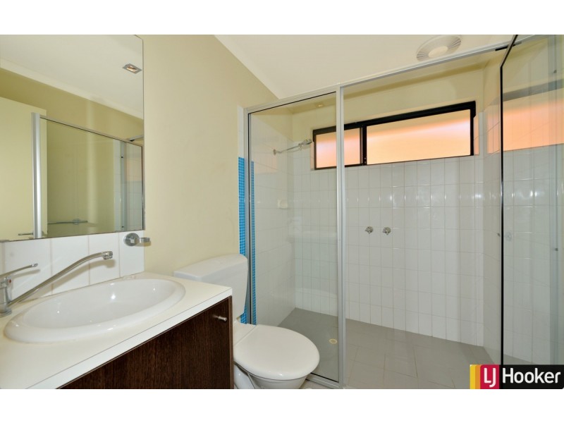 24/1 Mariners Cove Drive, Dudley Park WA 6210