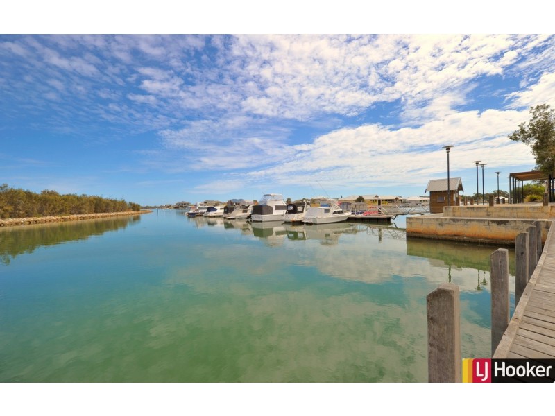 24/1 Mariners Cove Drive, Dudley Park WA 6210