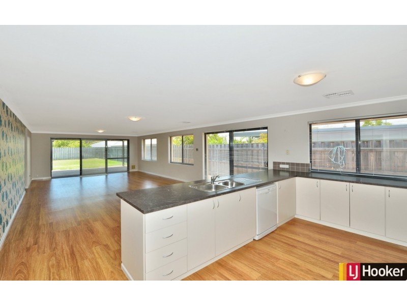 23 Richview Ramble, Wannanup WA 6210