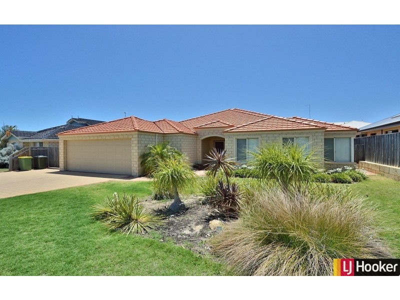 49 Buttercup Parkway, Halls Head WA 6210