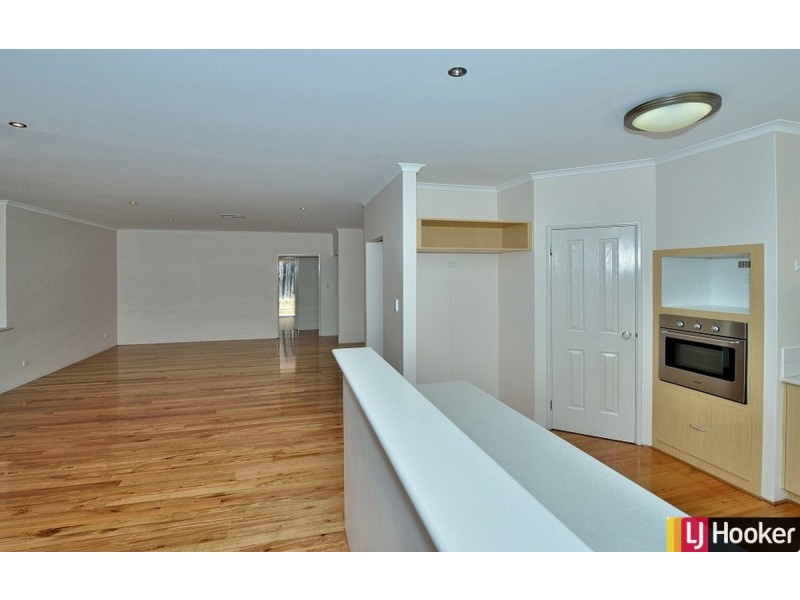 49 Buttercup Parkway, Halls Head WA 6210