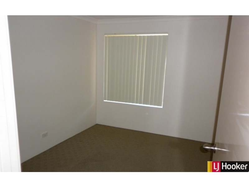 9 Waldron Boulevard, Greenfields WA 6210