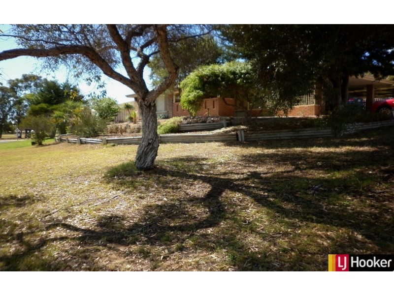 9 Waldron Boulevard, Greenfields WA 6210