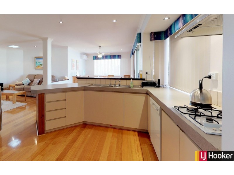 38 Leveque Loop, San Remo WA 6210