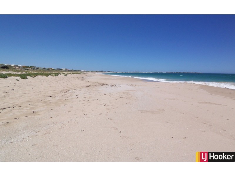 38 Leveque Loop, San Remo WA 6210