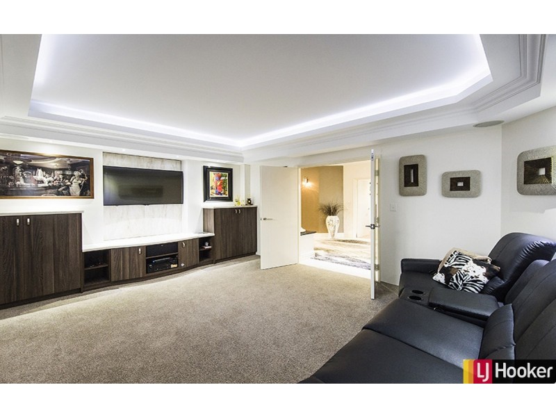 12 Genevieve Court, Halls Head WA 6210