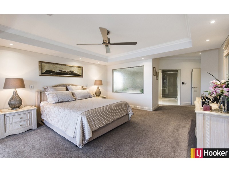 12 Genevieve Court, Halls Head WA 6210