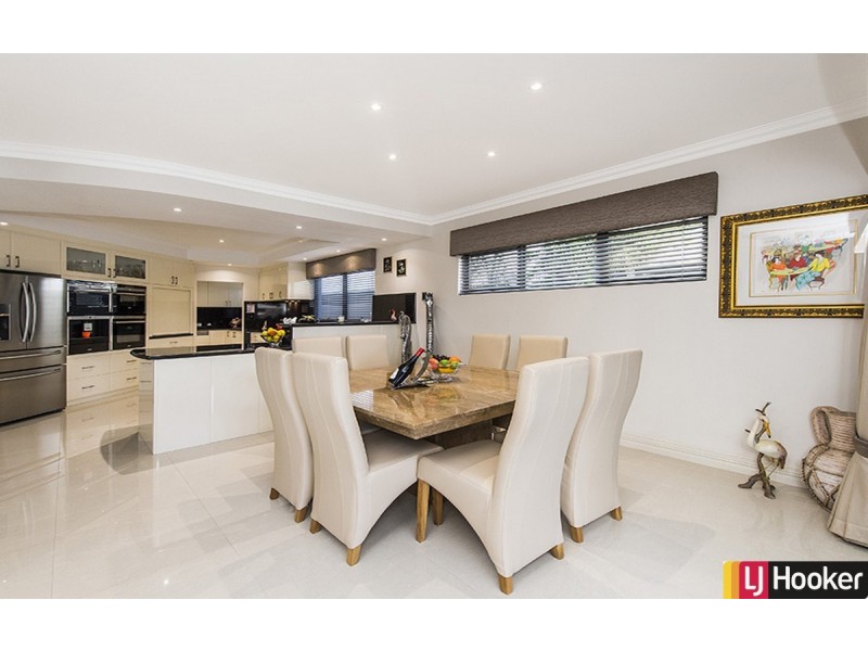 12 Genevieve Court, Halls Head WA 6210