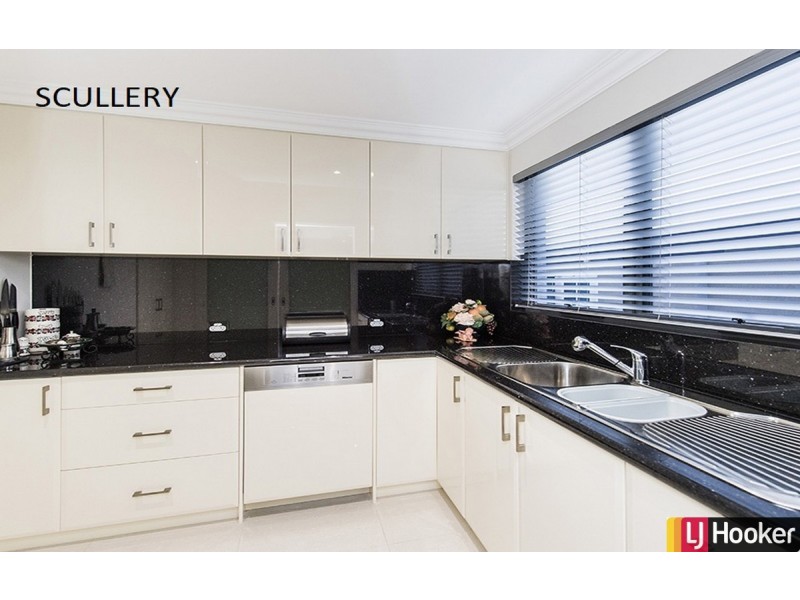 12 Genevieve Court, Halls Head WA 6210