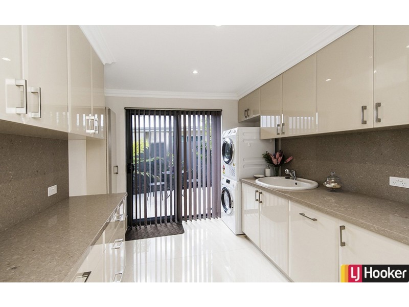 12 Genevieve Court, Halls Head WA 6210