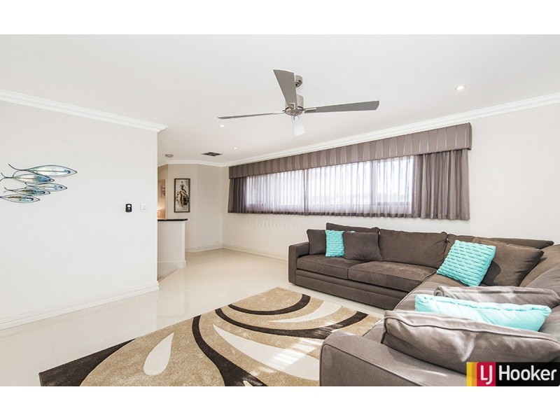 12 Genevieve Court, Halls Head WA 6210