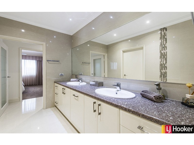 12 Genevieve Court, Halls Head WA 6210