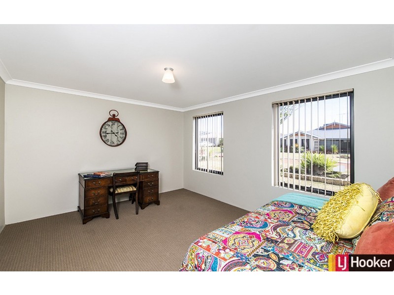 6 Balicup Way, Lakelands WA 6180