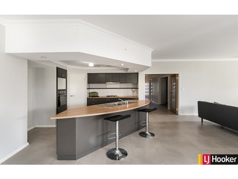 6 Balicup Way, Lakelands WA 6180