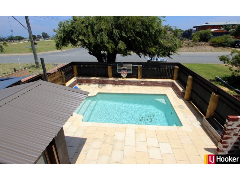 11 Cornwallis Road, Madora Bay WA 6210