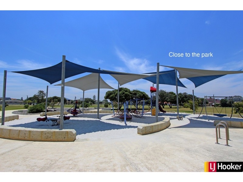 11 Cornwallis Road, Madora Bay WA 6210