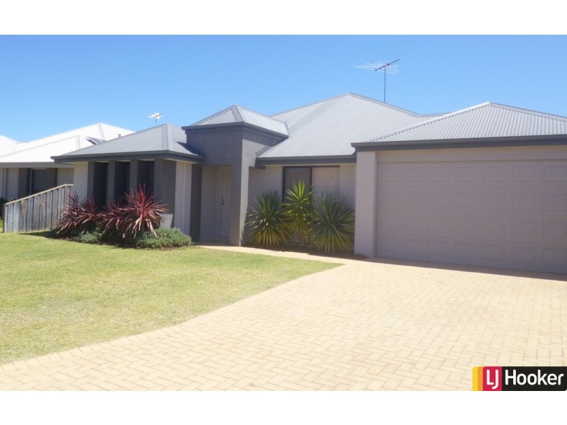28 Marsdenia Road, Halls Head WA 6210