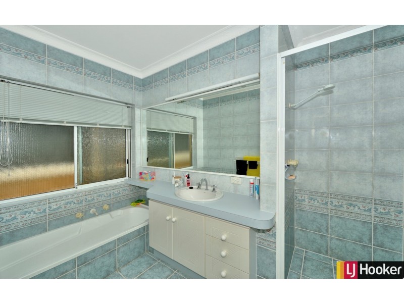 9 Neptune Place, Halls Head WA 6210