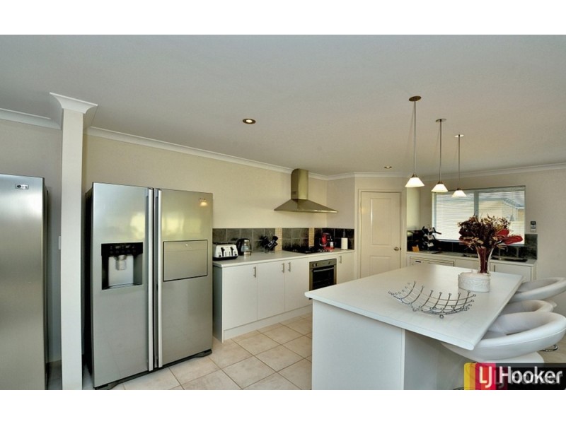 34 Britawast Road, Madora Bay WA 6210