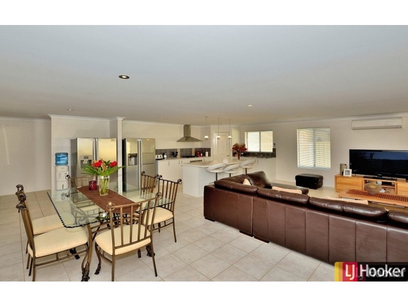 34 Britawast Road, Madora Bay WA 6210