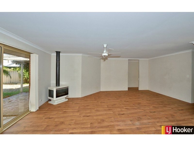 7 Malabor Mews, Halls Head WA 6210