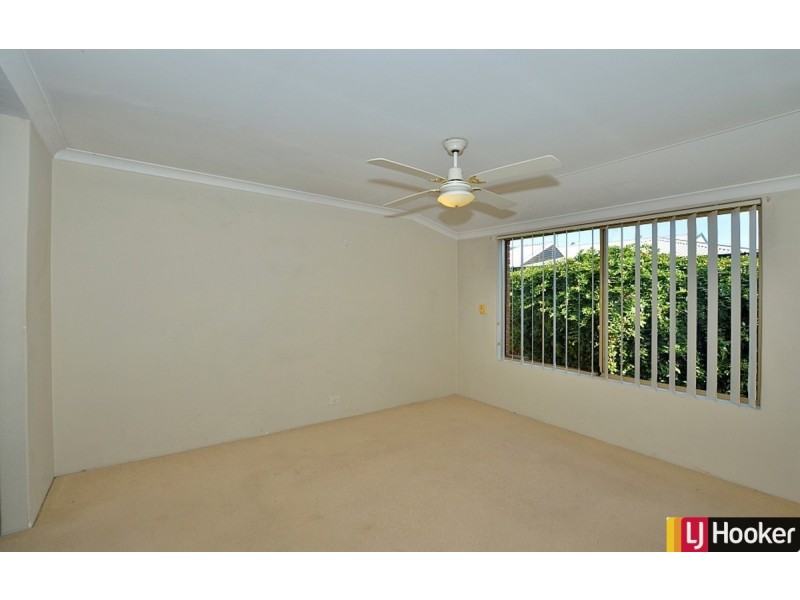 7 Malabor Mews, Halls Head WA 6210