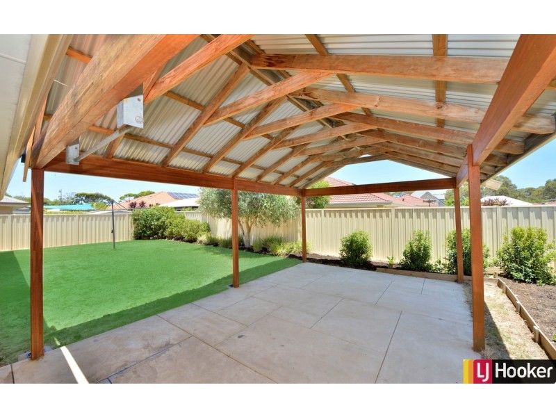 14 Virginia Turn, Madora Bay WA 6210