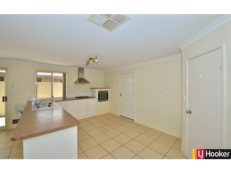 14 Virginia Turn, Madora Bay WA 6210