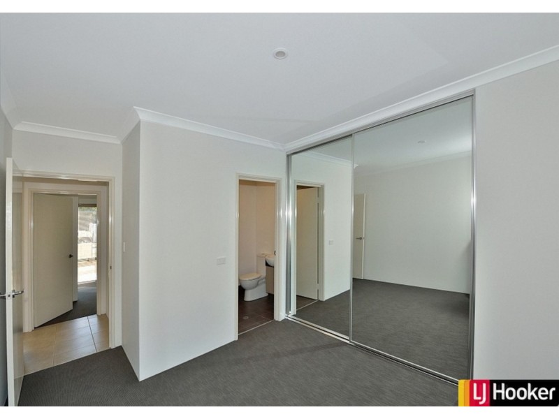 2/15 Allnutt Street, Mandurah WA 6210