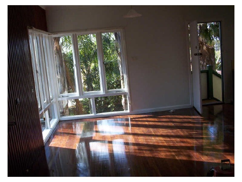 1 Wicklow Road, Halls Head WA 6210