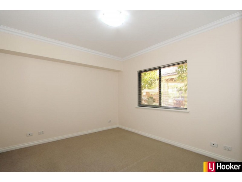 12/37 Dolphin Drive, Mandurah WA 6210