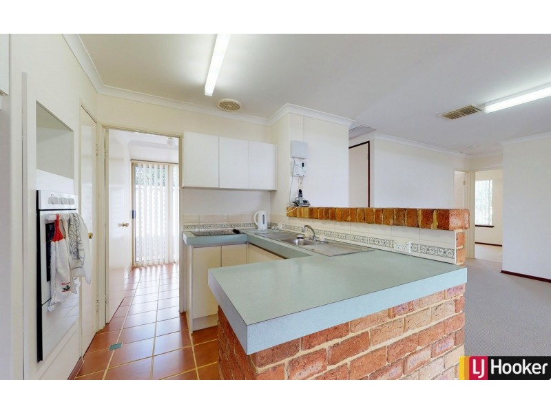 4 Canary Court, Greenfields WA 6210