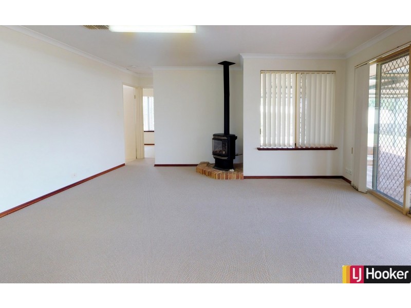 4 Canary Court, Greenfields WA 6210