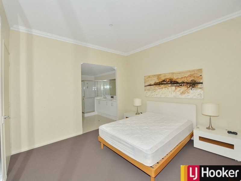 15/2 The Pass, Dawesville WA 6211
