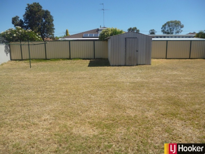 19 Murdoch Drive, Greenfields WA 6210