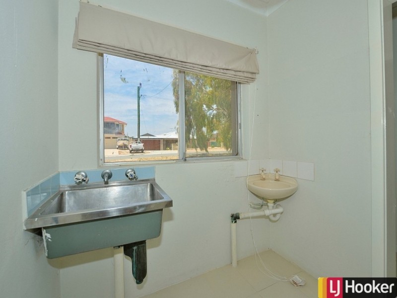 23 Erlistoun Street, Golden Bay WA 6174