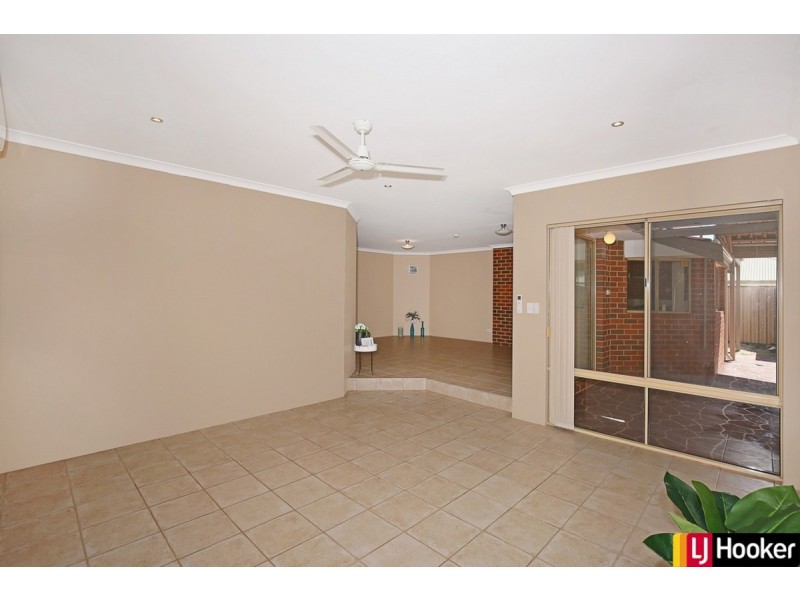 31 Summerlea Avenue, Meadow Springs WA 6210