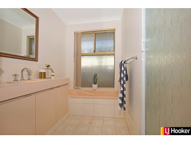 31 Summerlea Avenue, Meadow Springs WA 6210