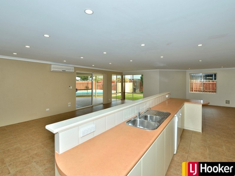 78 Chatsworth Drive, Erskine WA 6210