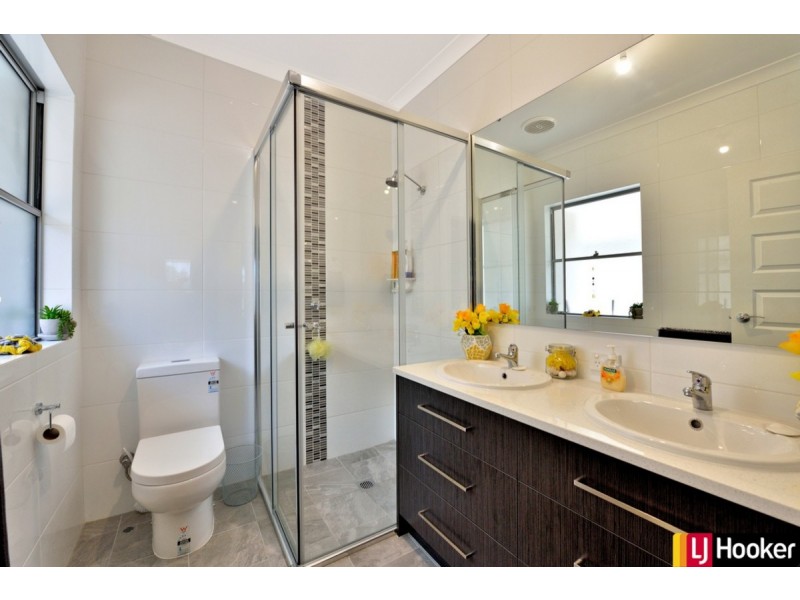 105 Waterlily Drive, Dudley Park WA 6210