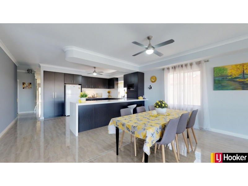 105 Waterlily Drive, Dudley Park WA 6210