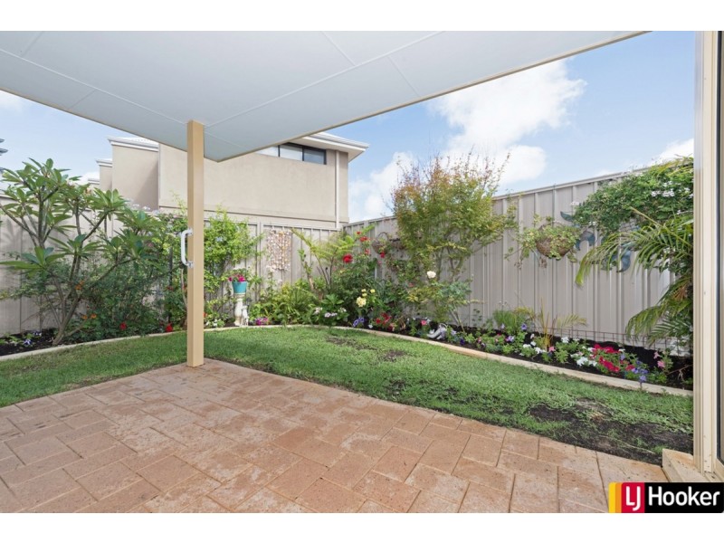 20/68 Hickman Road, Silver Sands WA 6210