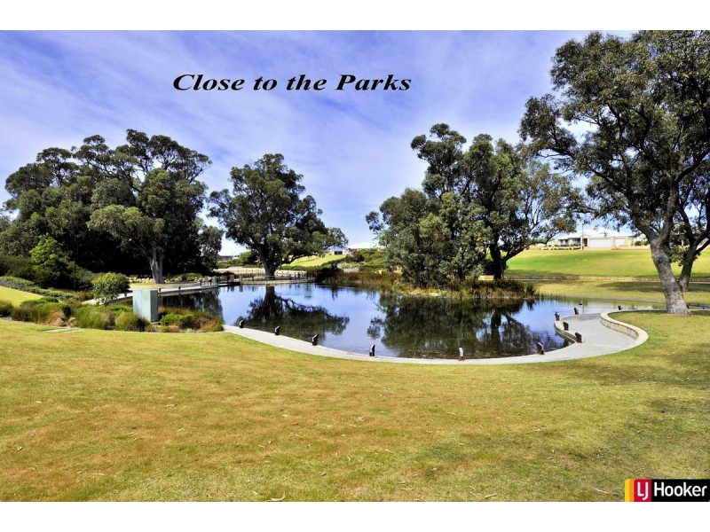 144 Lake Valley Drive, Lakelands WA 6180