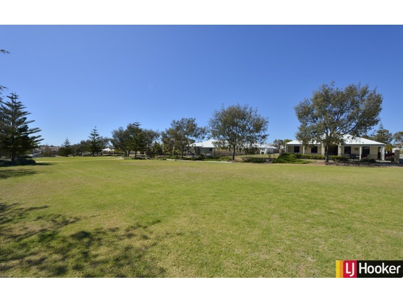20 Mandjar Lane, Wannanup WA 6210