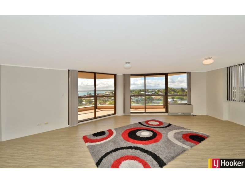 31/6A Valley Road, Halls Head WA 6210