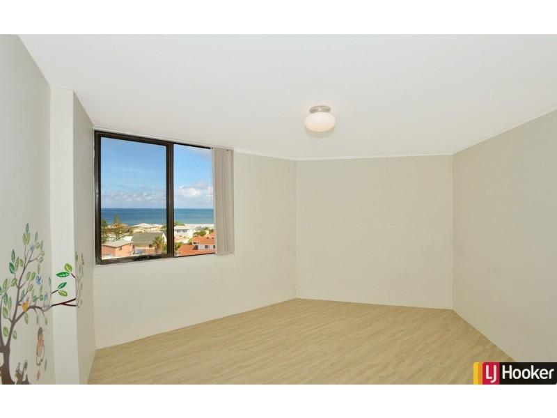 31/6A Valley Road, Halls Head WA 6210