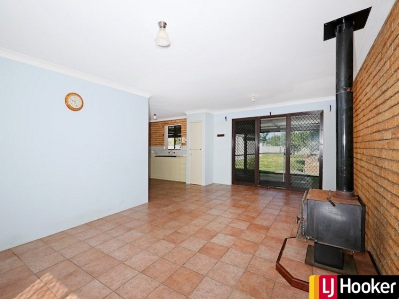 12 Cox Street, Mandurah WA 6210