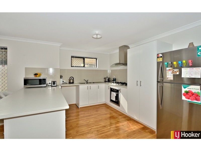 23 Breezy Way, Meadow Springs WA 6210